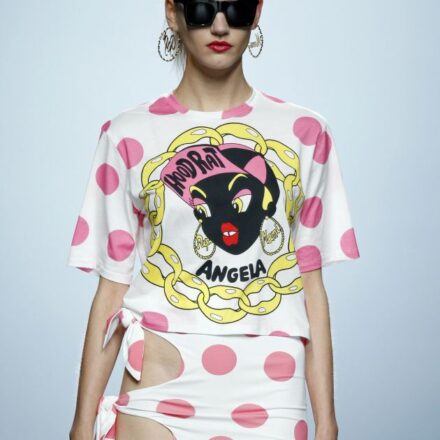 Try the high-slung, accessorized ponytail for an urban-chic look