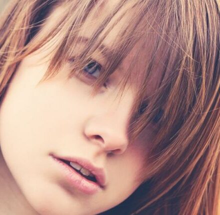 Bangs: tips for choosing the right one and how to wear it right