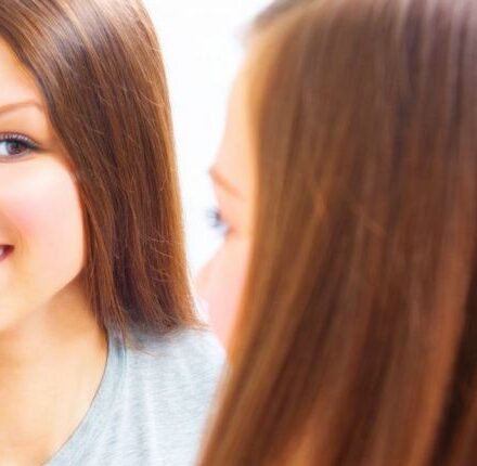 Which hairbrush should I choose? Round, flat, air-cushioned...