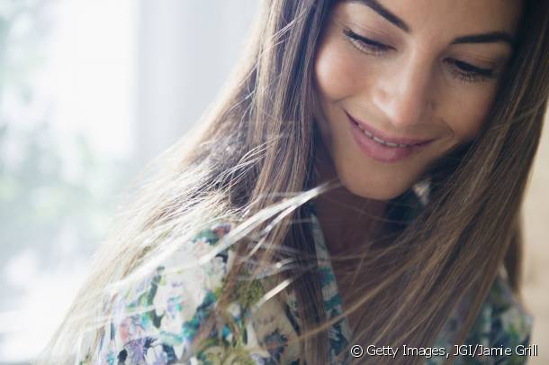 12571-do-you-have-long-and-shiny-hair-make-it-article_media_block-1.jpg 12571-do-you-have-long-and-shiny-hair-make-it-article_media_block-1.jpg