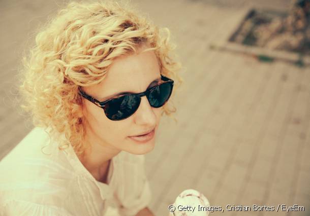 12636-for-a-pretty-curly-bob-consider-using-a-article_media_block-1.jpg 12636-for-a-pretty-curly-bob-consider-using-a-article_media_block-1.jpg