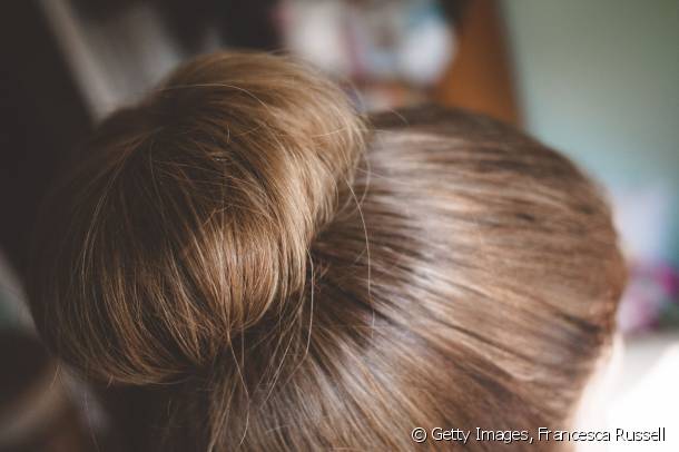 13053-a-closer-look-at-the-chignon-bun-article_media_block-1.jpg 13053-a-closer-look-at-the-chignon-bun-article_media_block-1.jpg