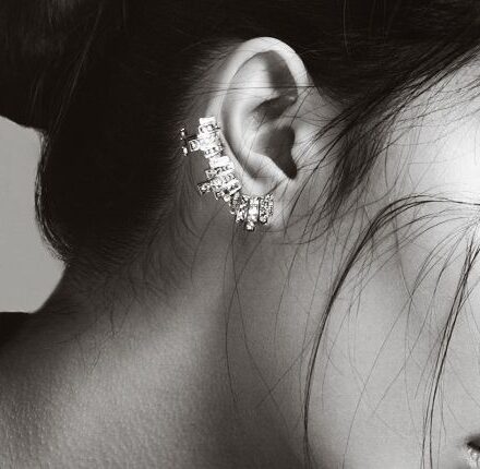 Trend: what hairstyles go with ear cuffs?