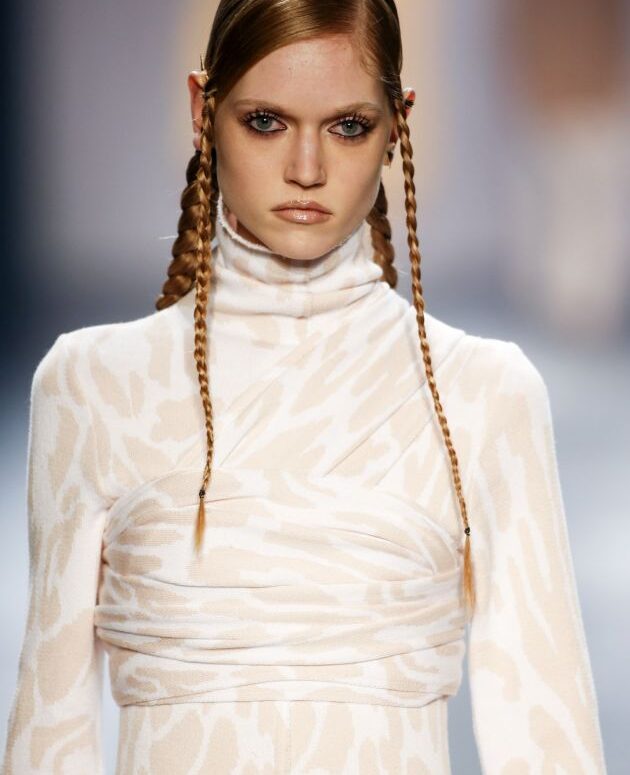 Trend: the tight braid - [EN] Jean Louis David