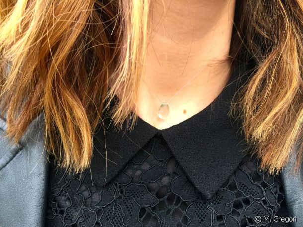 14710-lace-leather-and-a-small-necklace-with-article_media_block-2.jpg 14710-lace-leather-and-a-small-necklace-with-article_media_block-2.jpg