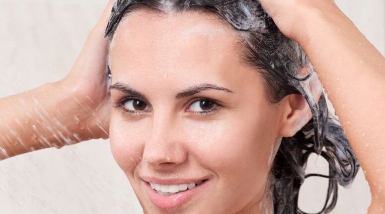 Is washing your hair with black soap a good idea? - [EN] Jean Louis David