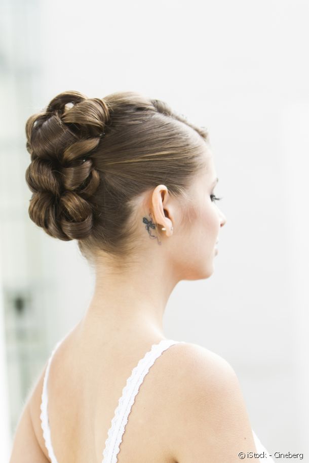 15239-go-in-for-this-cretan-curled-bun-article_media_block-2.jpg 15239-go-in-for-this-cretan-curled-bun-article_media_block-2.jpg