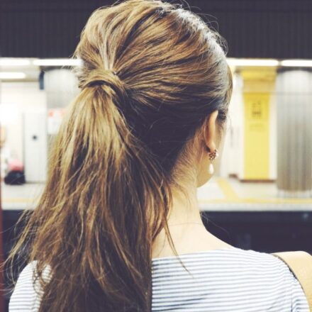 How do you do a bouffant ponytail?