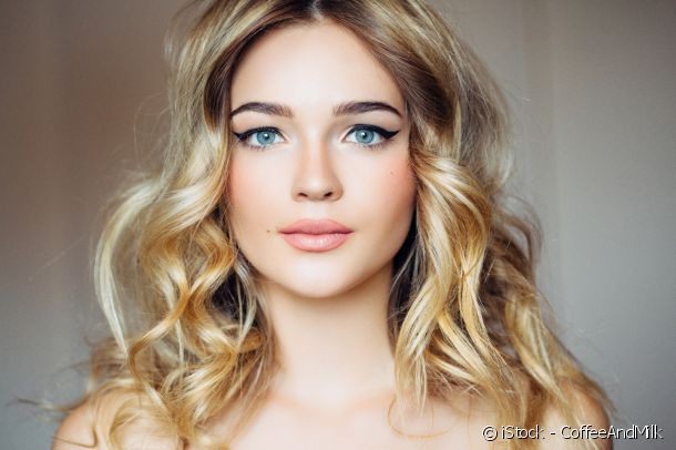 16994-blonde-hair-colouring-honey-blonde-article_media_block-2.jpg 16994-blonde-hair-colouring-honey-blonde-article_media_block-2.jpg