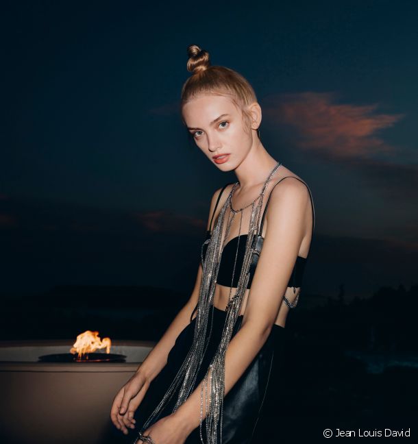 18540-the-twisted-bun-article_media_block-1.jpg 18540-the-twisted-bun-article_media_block-1.jpg
