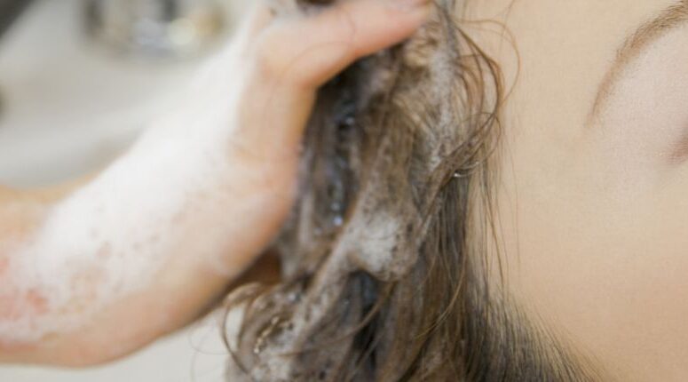 Co-washing, the solution for dry hair?