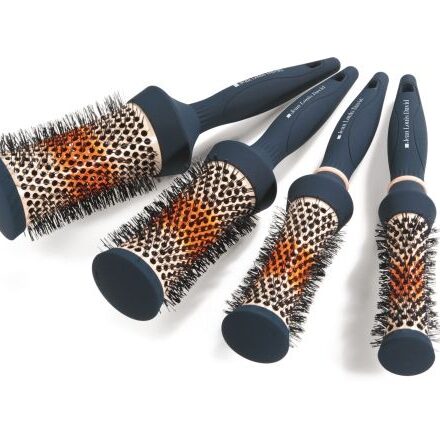 Choosing a round hair brush