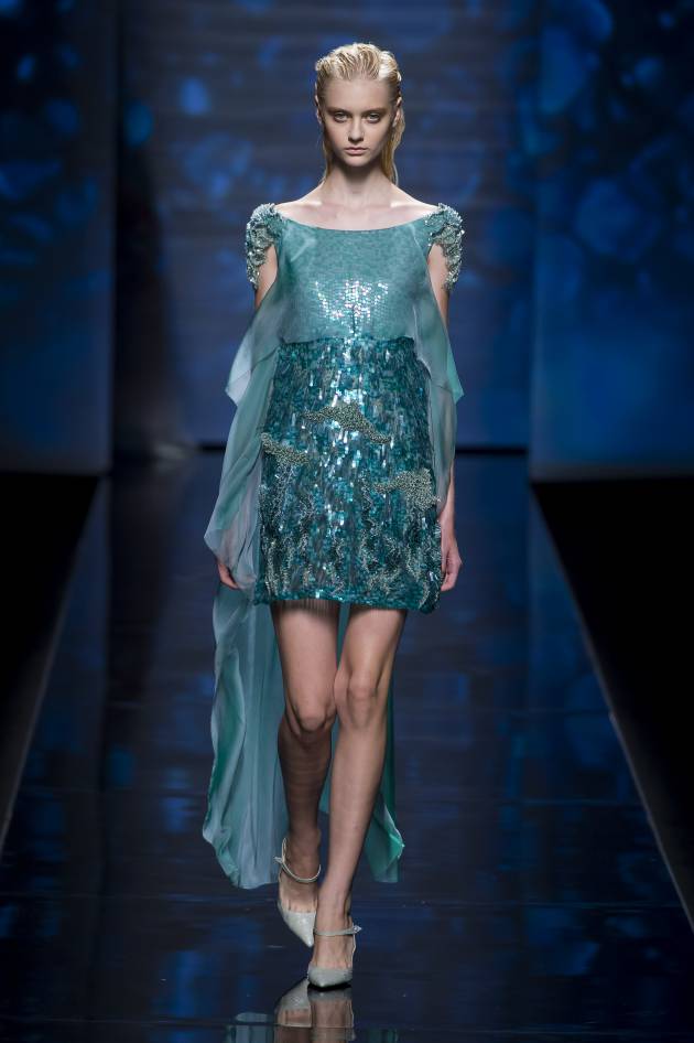 The aquatic trend go for a neo mermaid style