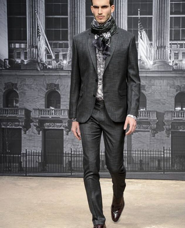 Help, my blonde hair is turning green!