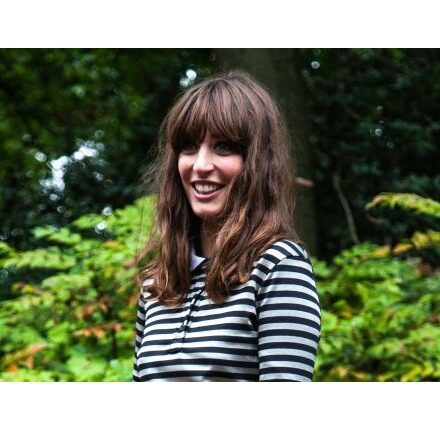 Streetstyle: the thick fringe hairstyle