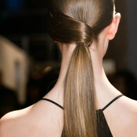 2 quick tricks to hide your hair tie