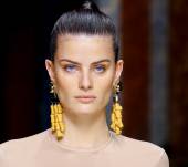 How to create the high ponytail from the Balmain fashion show?
