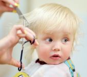 Trimming your baby's hair for the first time