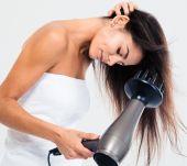How to use the diffuser attachment on your hairdryer properly