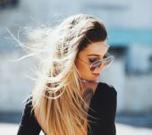 3 hairstyle ideas to go with a backless outfit