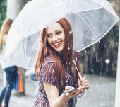 My hair got caught in a downpour: 3 tips on how to save my look