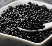 Discover the incredible effects of caviar on your hair