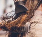 Styling accessories: the 6 essential items for your hair