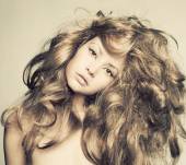 Backcombing your hair