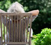 White hairs: going back to your natural colour