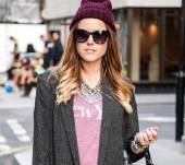 Streetstyle: A wavy dip-dye for faultless hair