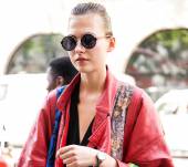Streetstyle: Slicked back hair, the wet-look version