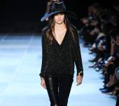 Spotted on the catwalk: the fedora for a neo-gangster style