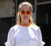 Streetstyle: the sporty half ponytail