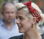 Hair accessories: the bandana is back