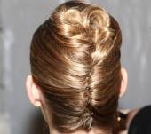 2014’s chic banana chignon