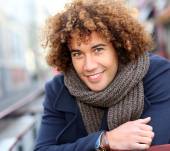 Guys: which styles suit frizzy hair types?