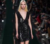 Elie Saab sends poker straight locks down the runway