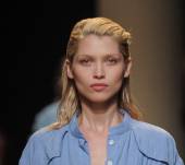 The pros: the semi wet-look on curly hair